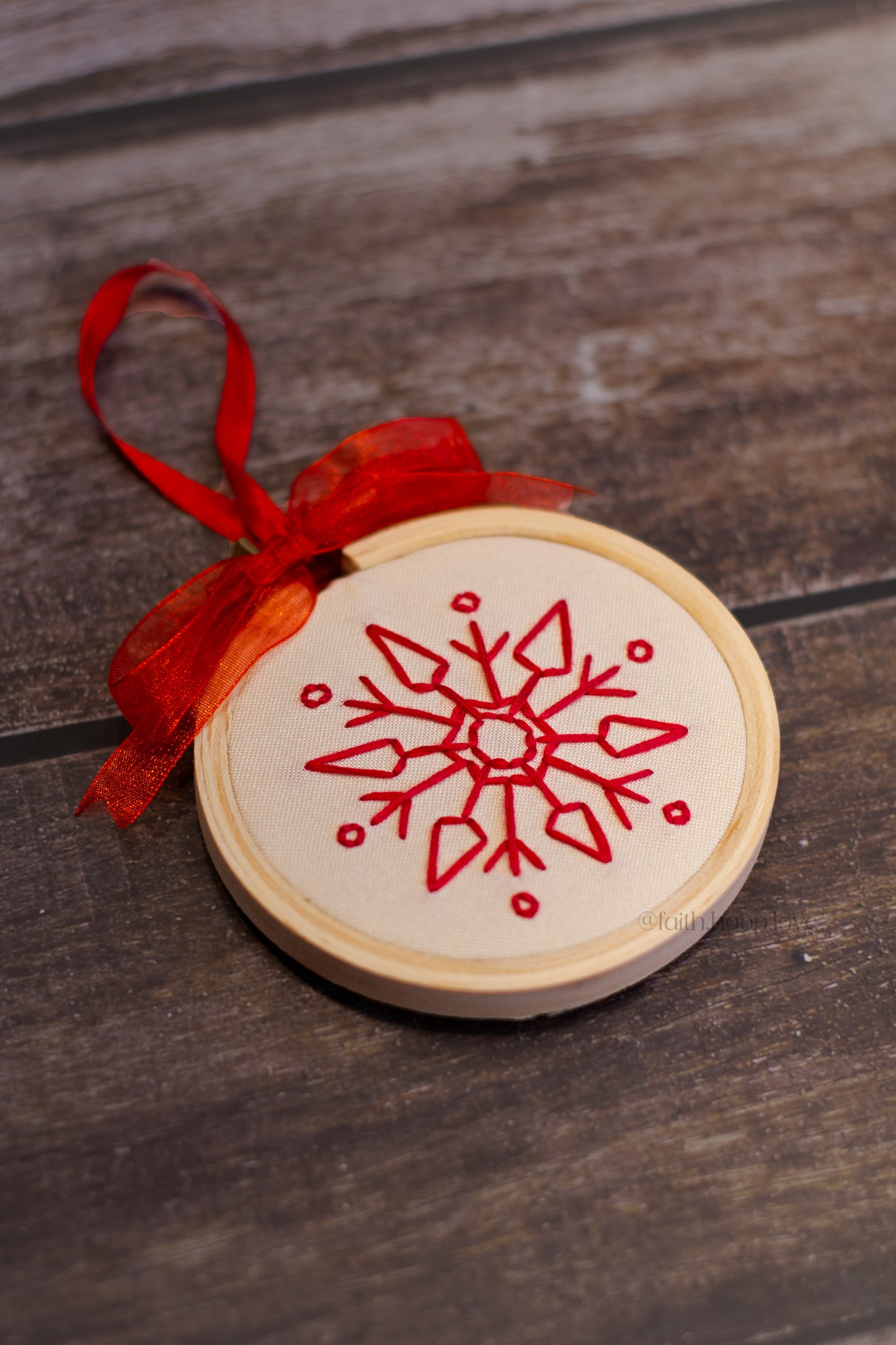 3" Snowflakes (Set of 6)