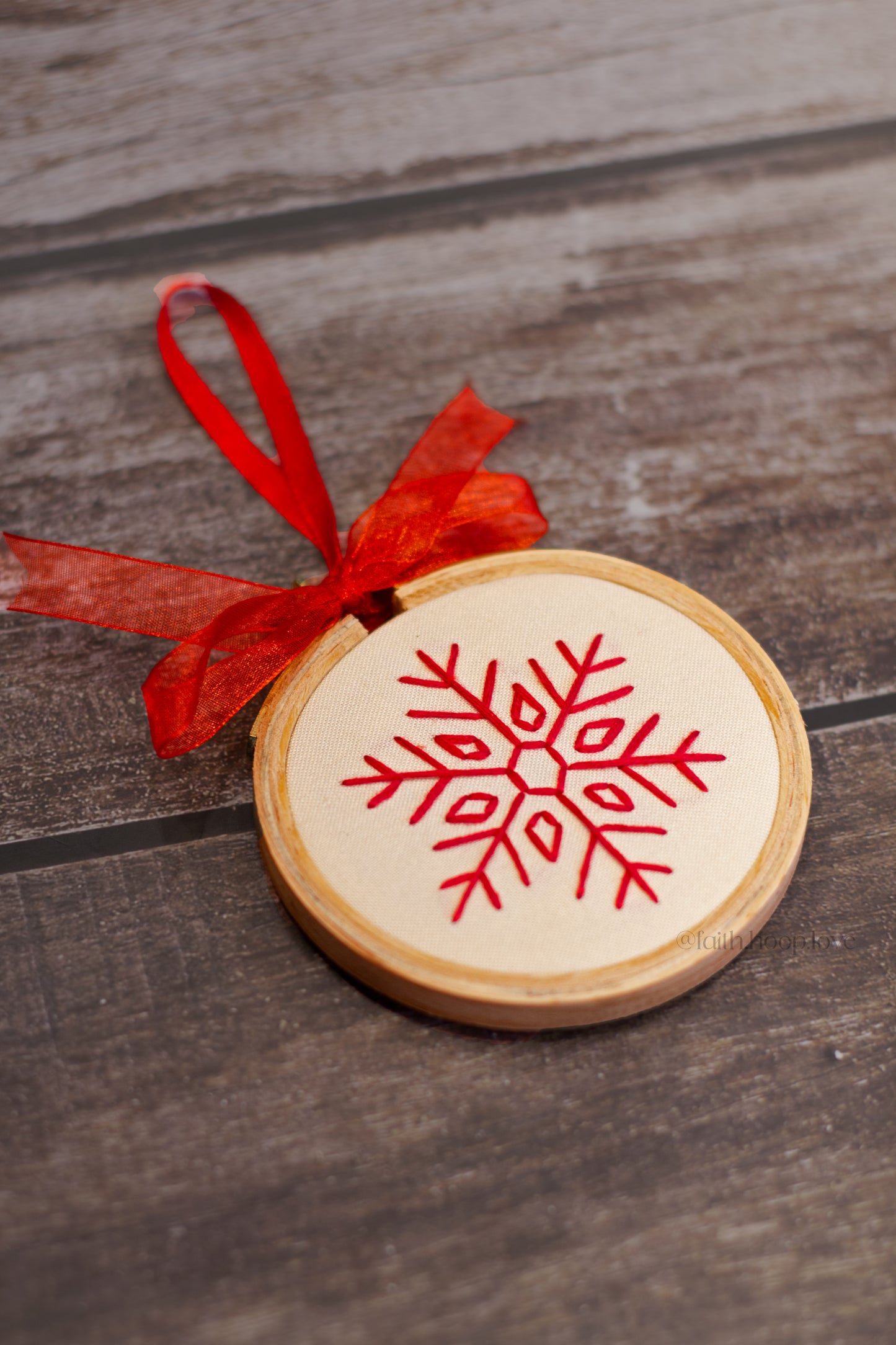 3" Snowflakes (Set of 6)