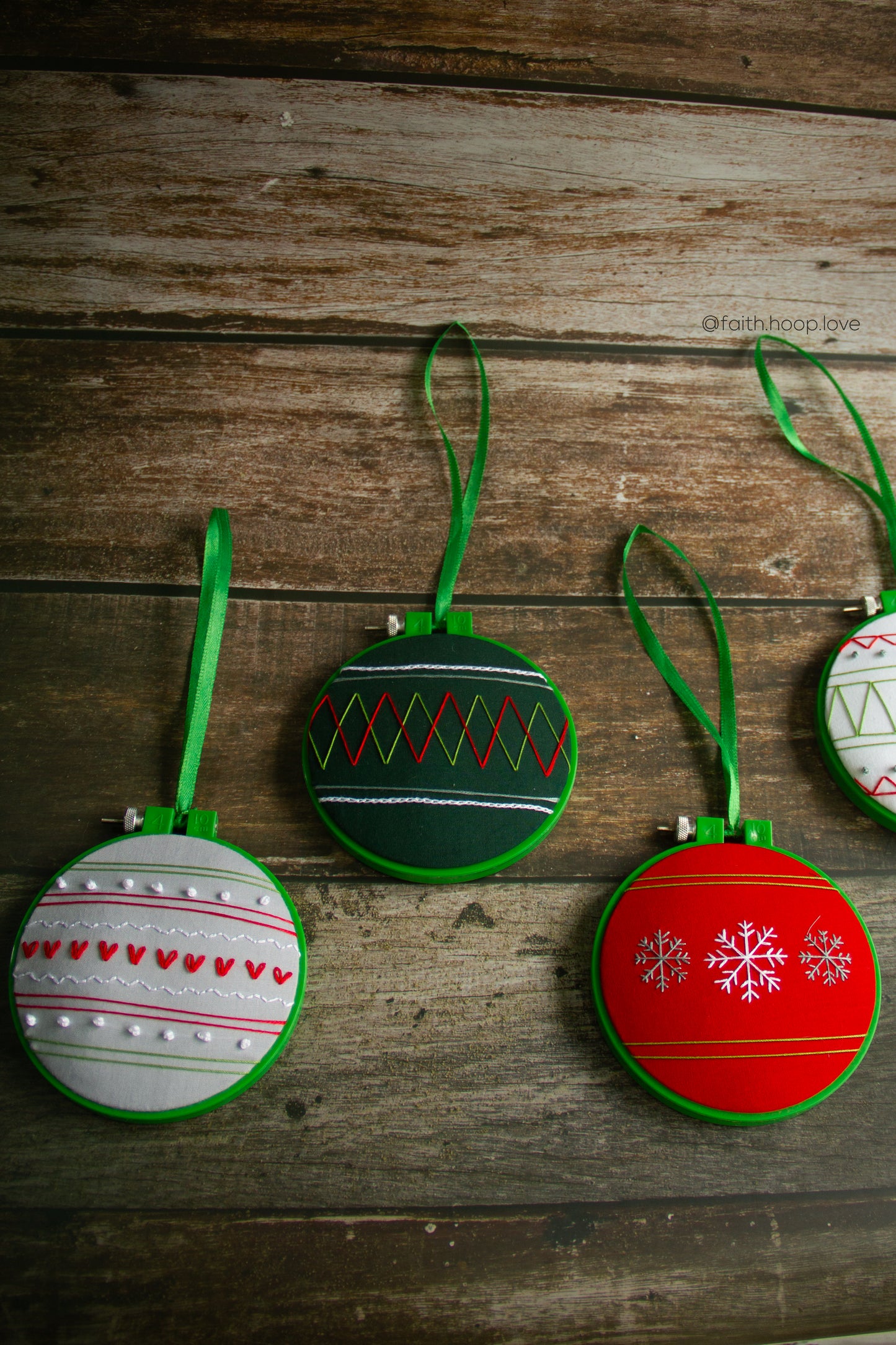 Baubles 4"