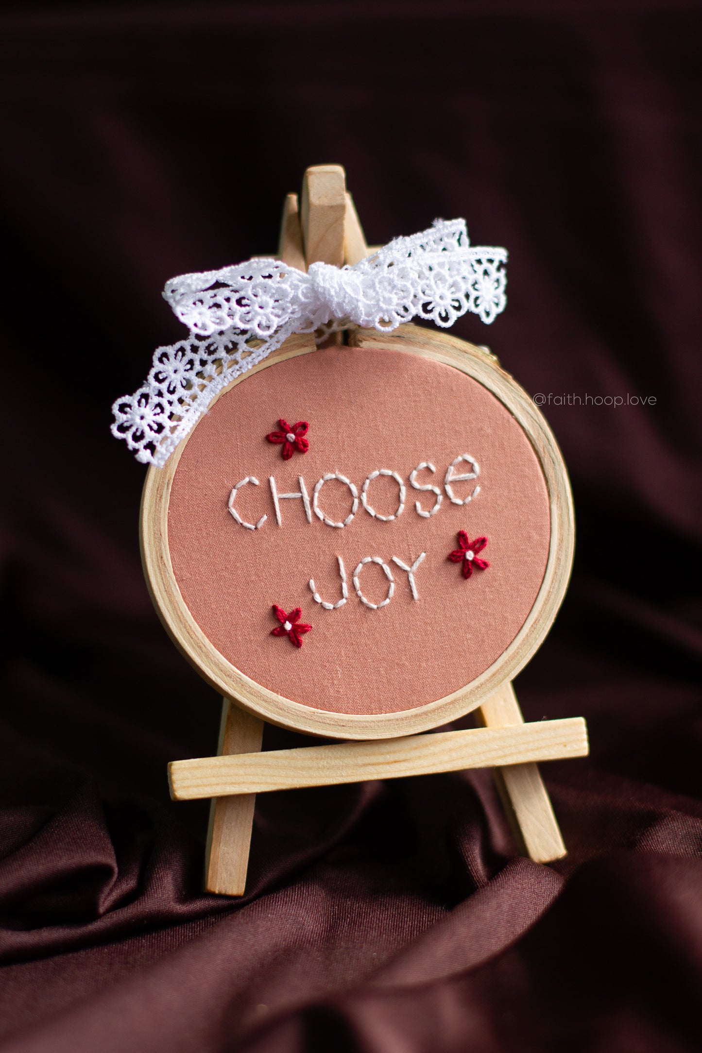 Choose Joy 3" with easel